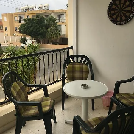 Lighthouse Beach Apartment Pafos